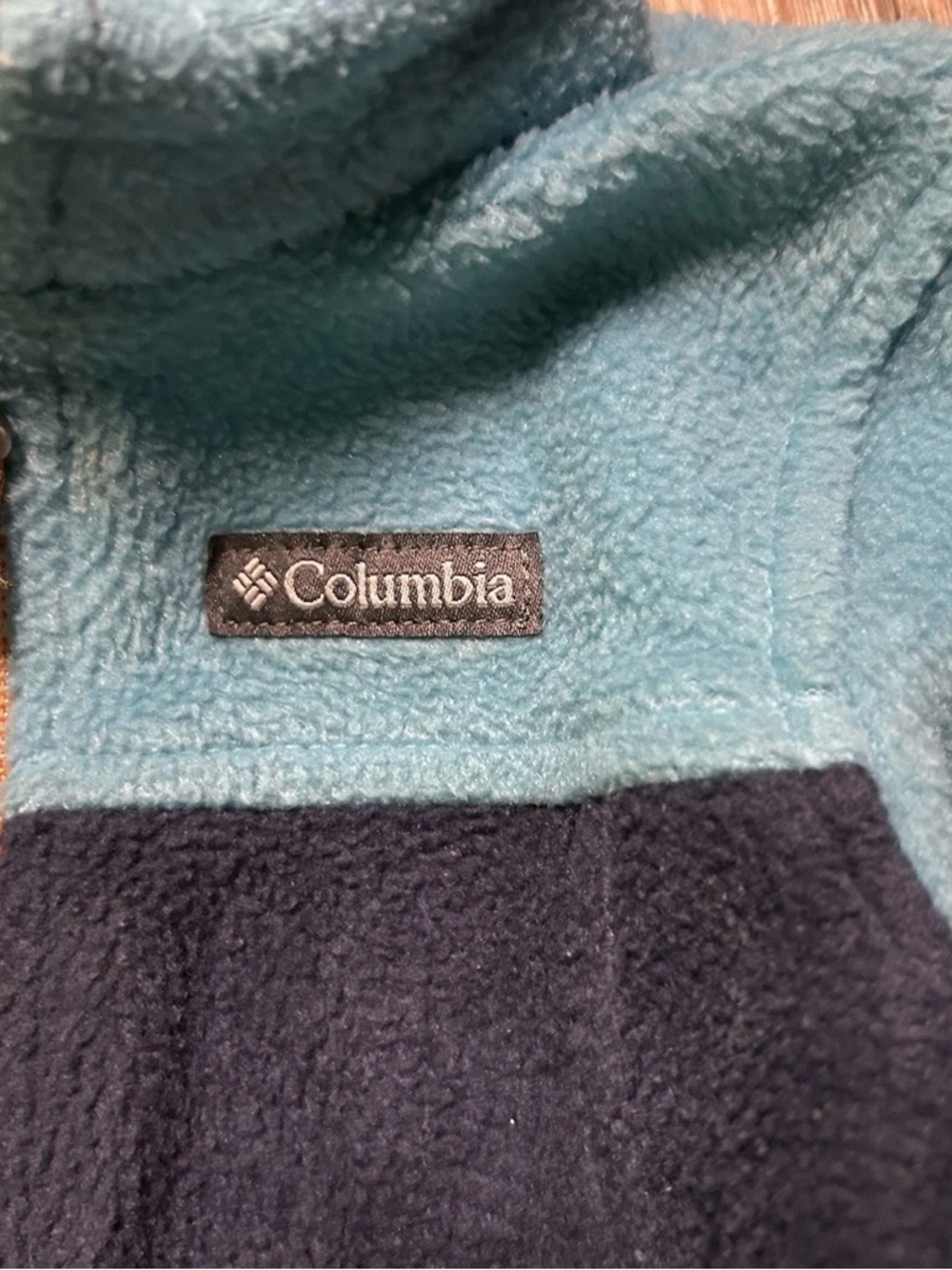Baby Columbia Two Toned Blue Fleece Jacket Size 6-12 Months - Picture 3 of 4